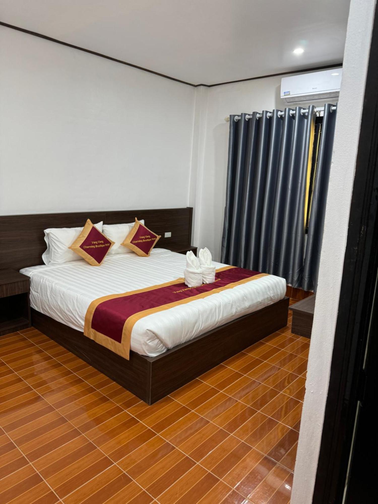 Vangvieng Charming Boutique Hotel ヴァンヴィエン エクステリア 写真