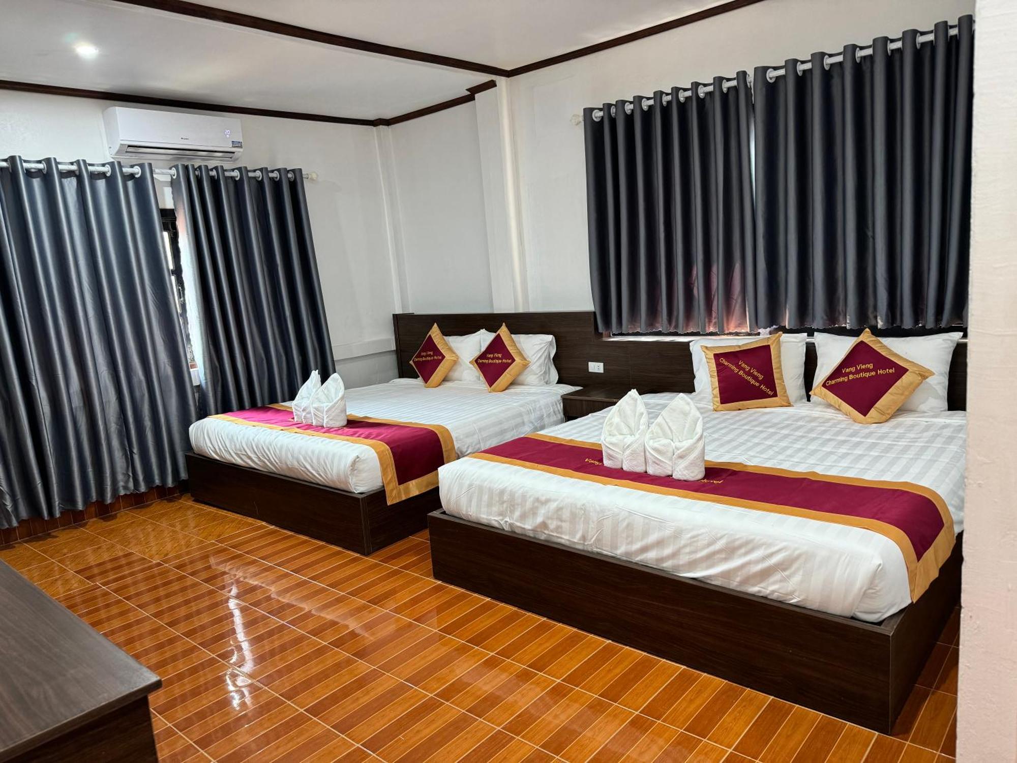 Vangvieng Charming Boutique Hotel ヴァンヴィエン エクステリア 写真