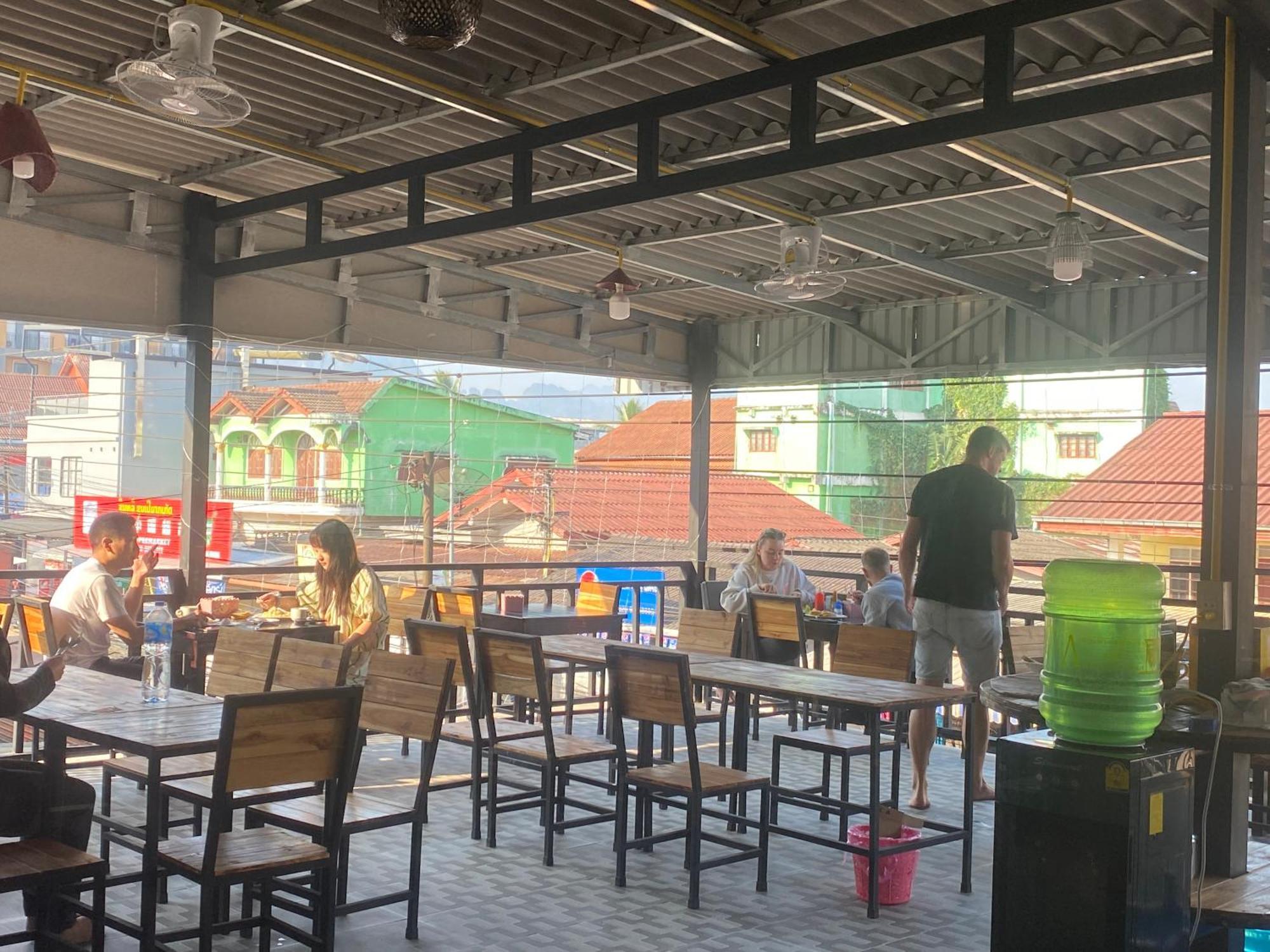 Vangvieng Charming Boutique Hotel ヴァンヴィエン エクステリア 写真