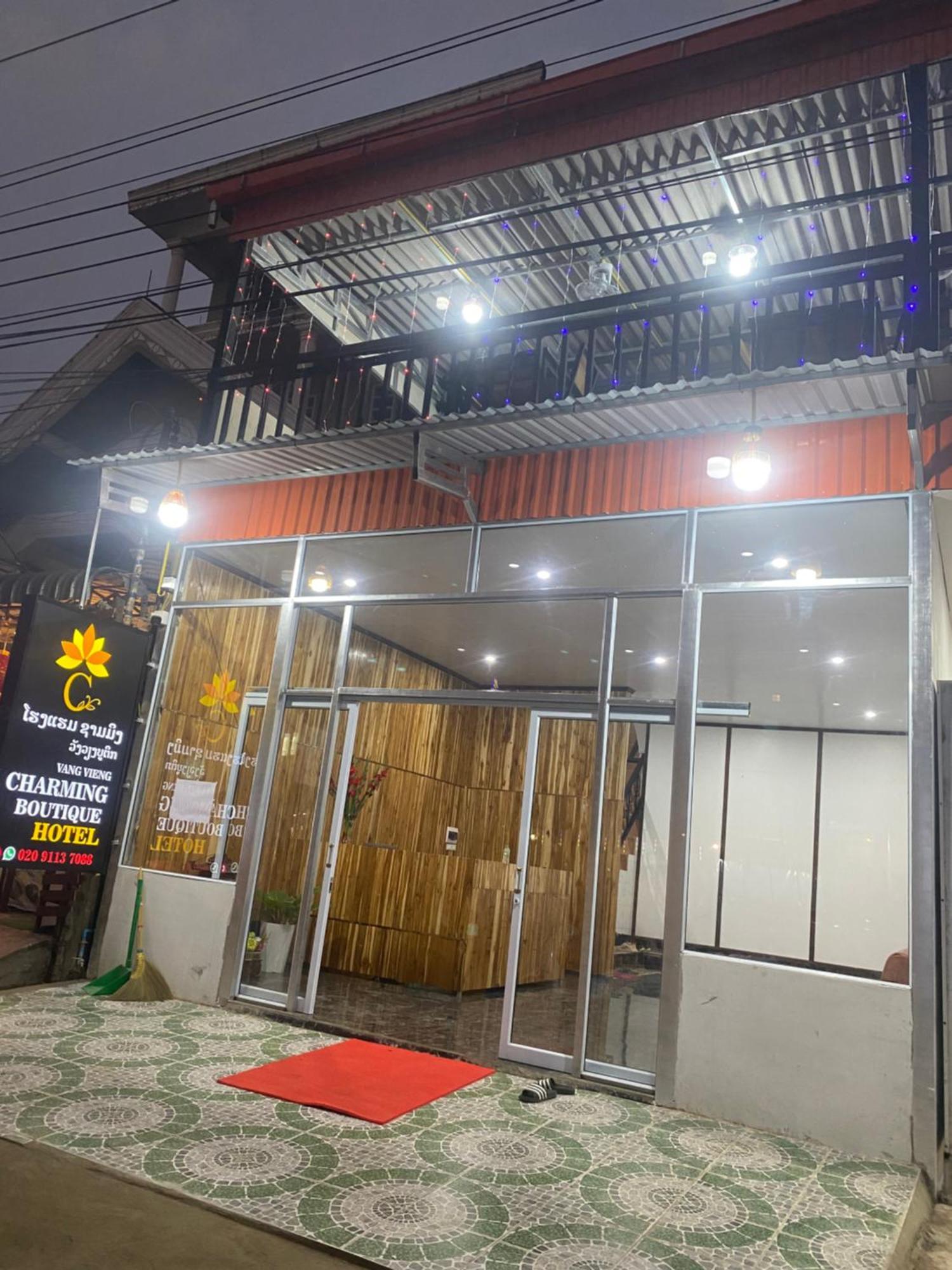 Vangvieng Charming Boutique Hotel ヴァンヴィエン エクステリア 写真