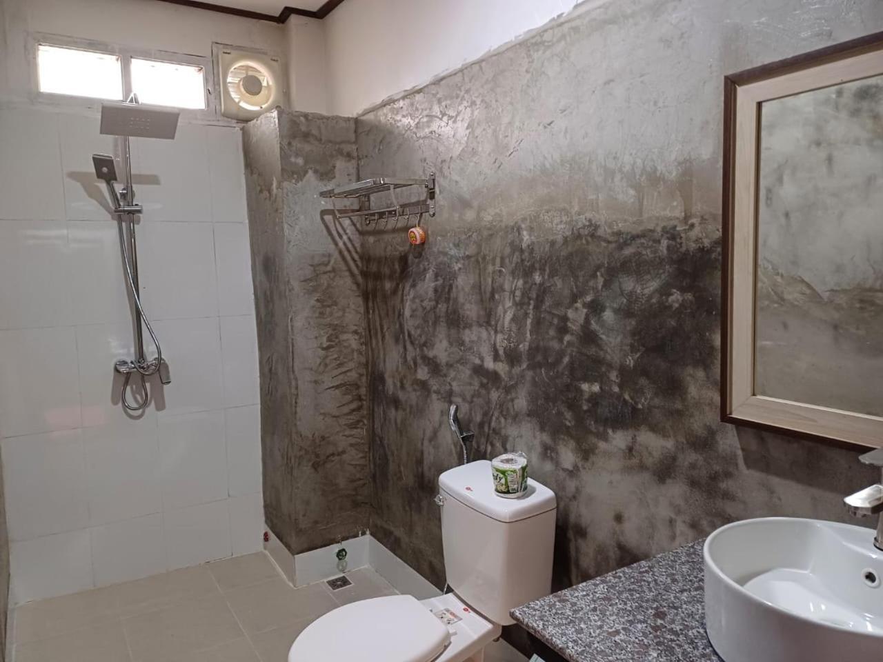 Vangvieng Charming Boutique Hotel ヴァンヴィエン エクステリア 写真