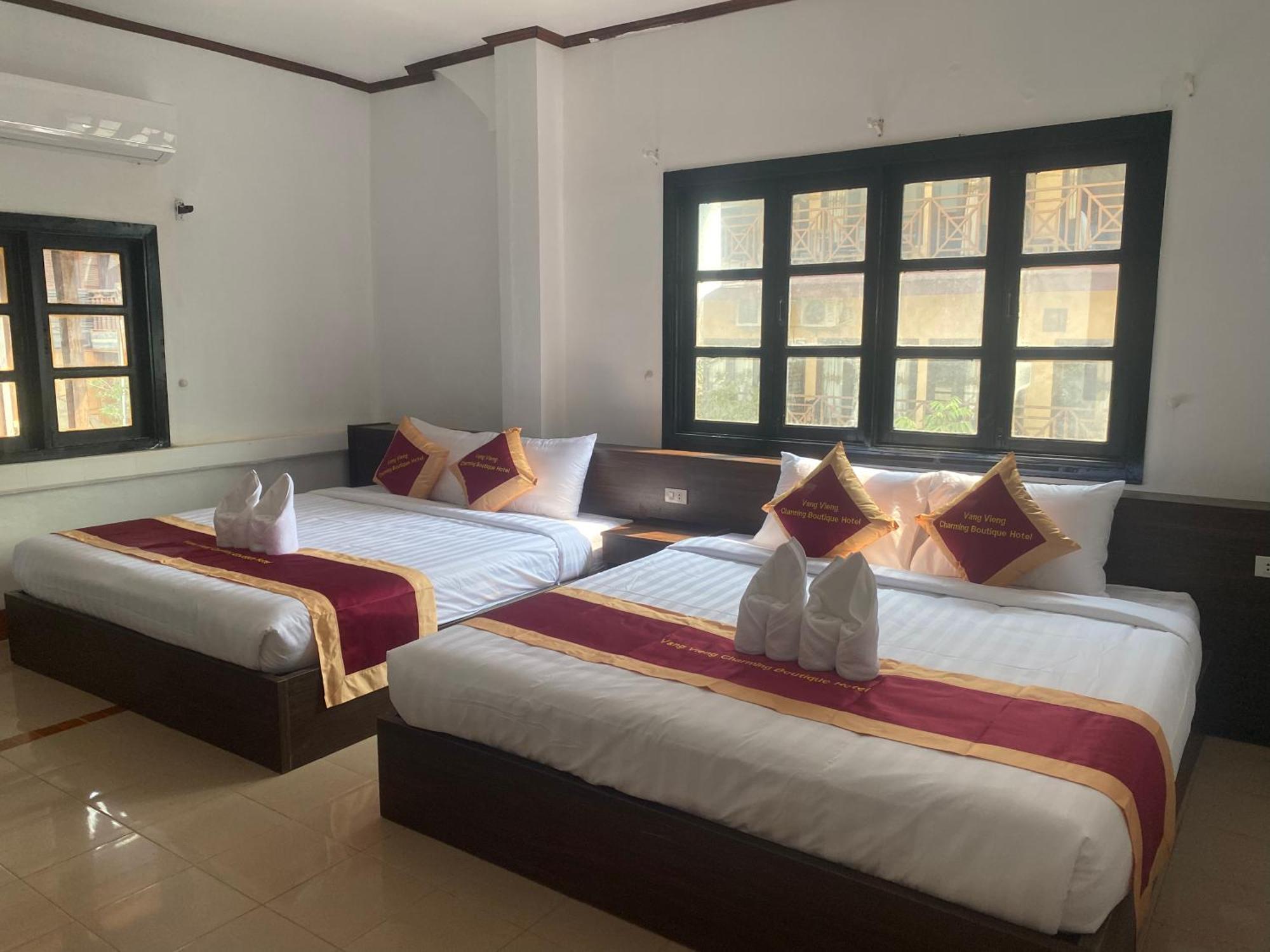 Vangvieng Charming Boutique Hotel ヴァンヴィエン エクステリア 写真