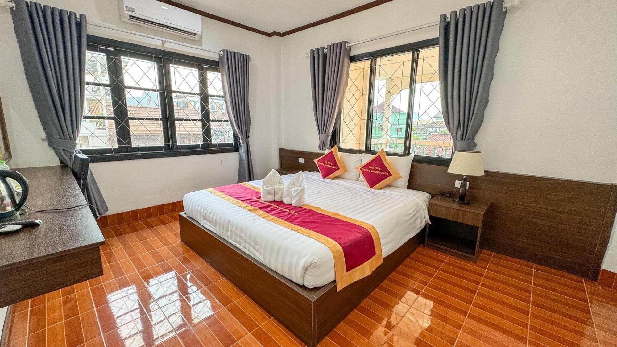 Vangvieng Charming Boutique Hotel ヴァンヴィエン エクステリア 写真